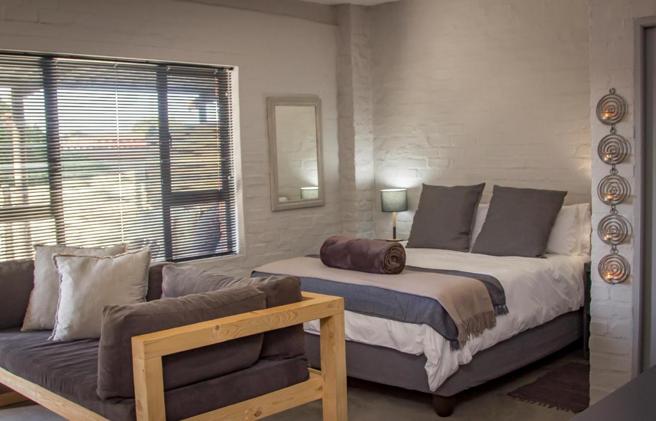 Dragon Tree Apartment Yzerfontein Bagian luar foto